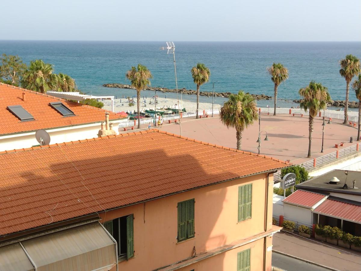 شقة Casa Fronte Mare فنتيميليا المظهر الخارجي الصورة