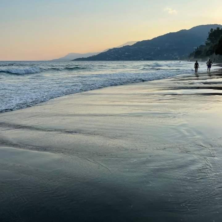 شقة Casa Fronte Mare فنتيميليا المظهر الخارجي الصورة